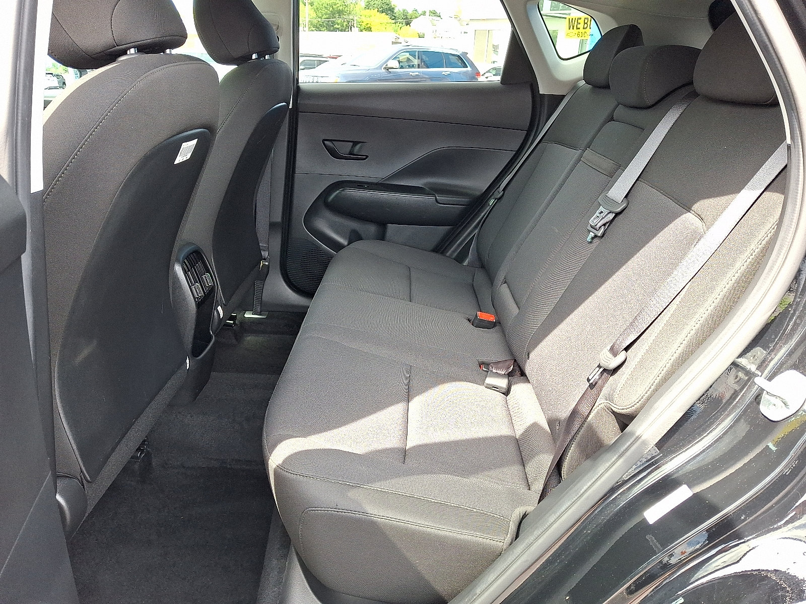 Used 2024 Hyundai Kona SEL FWD image 11