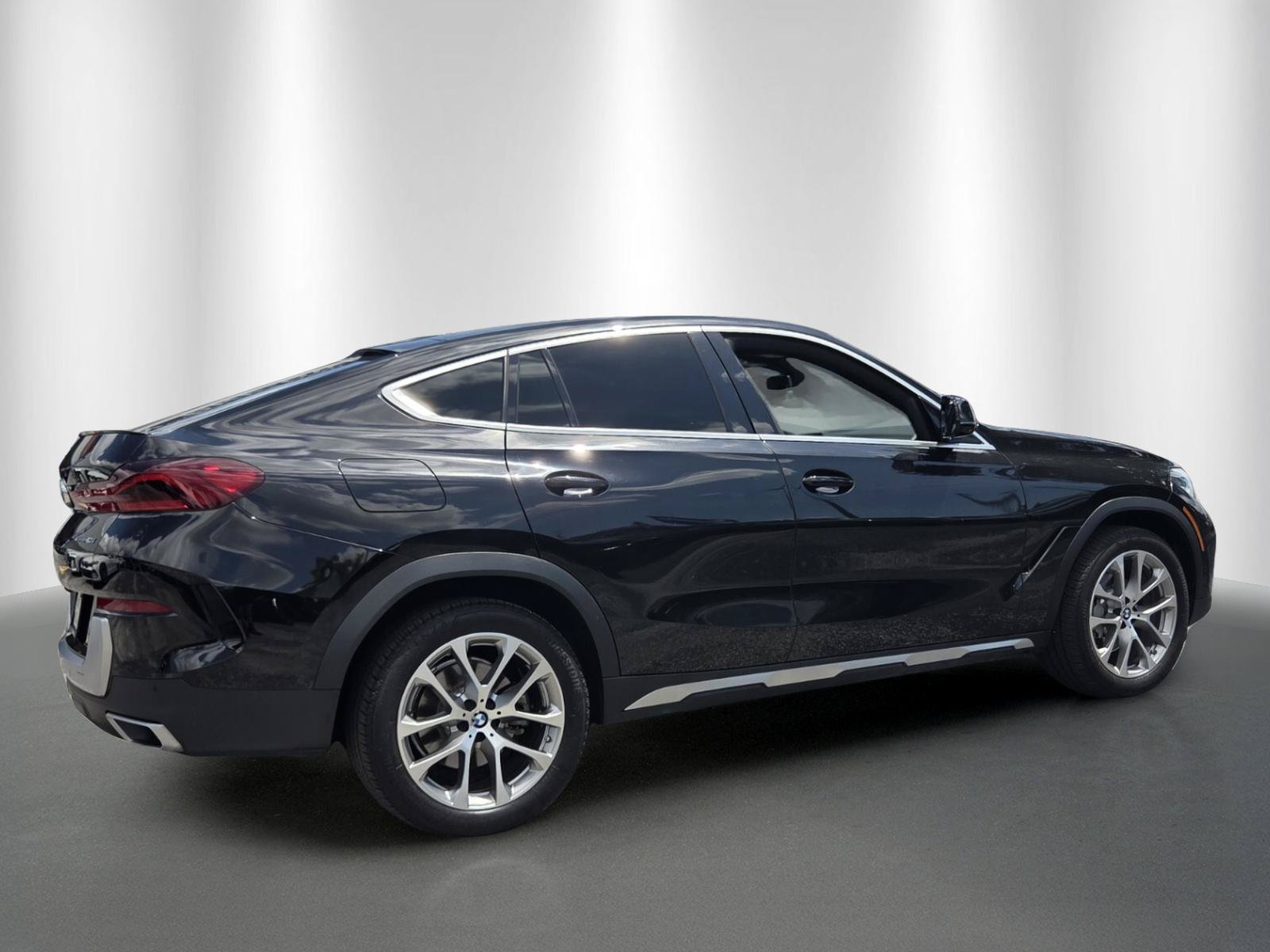Used 2022 BMW X6 xDrive40i w/ Luxury Seating Package AWD/4WD image 7