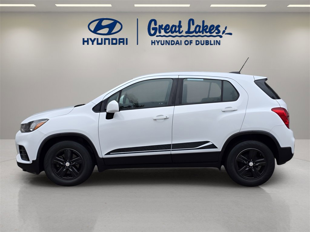 Used 2020 Chevrolet Trax LS image 2