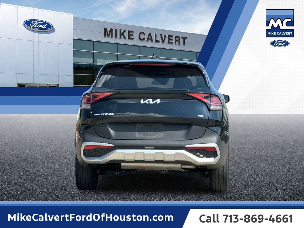 Used 2025 Kia Sportage LX AWD/4WD image 4