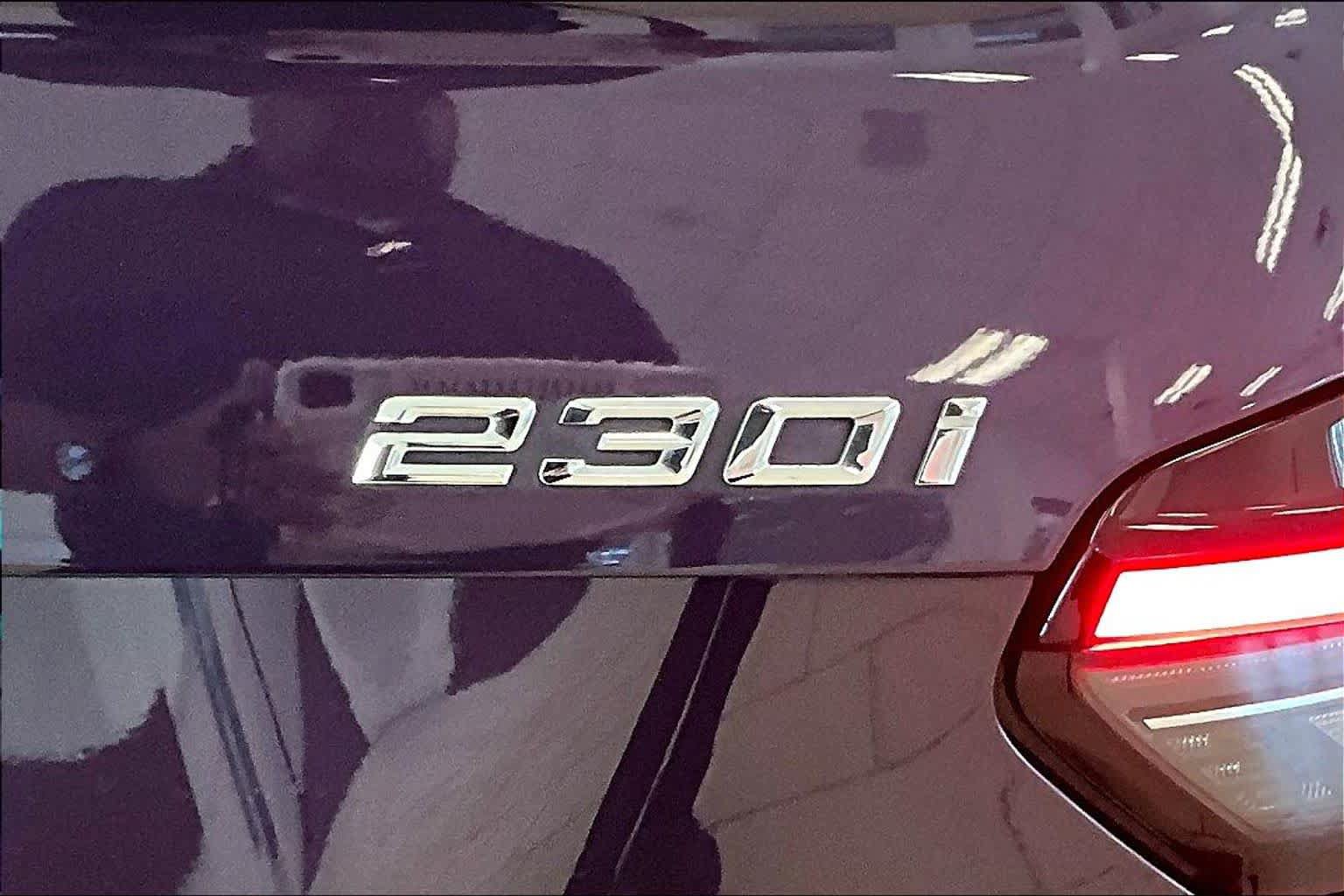 Used 2024 BMW 230i Coupe w/ Premium Package RWD image 28