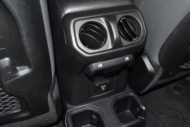 Certified 2020 Jeep Gladiator Rubicon w/ Cold Weather Group image 28