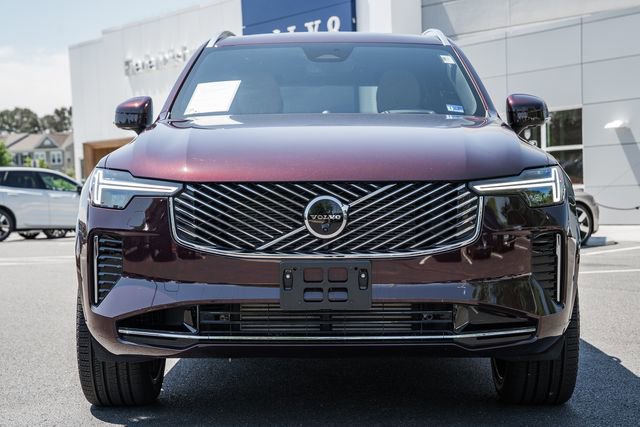 Used 2025 Volvo XC90 T8 Ultra AWD/4WD image 2