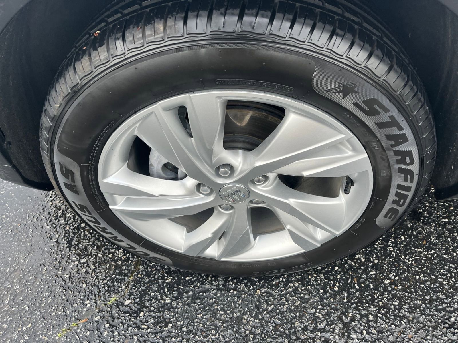 Used 2025 Buick Encore GX Preferred image 24