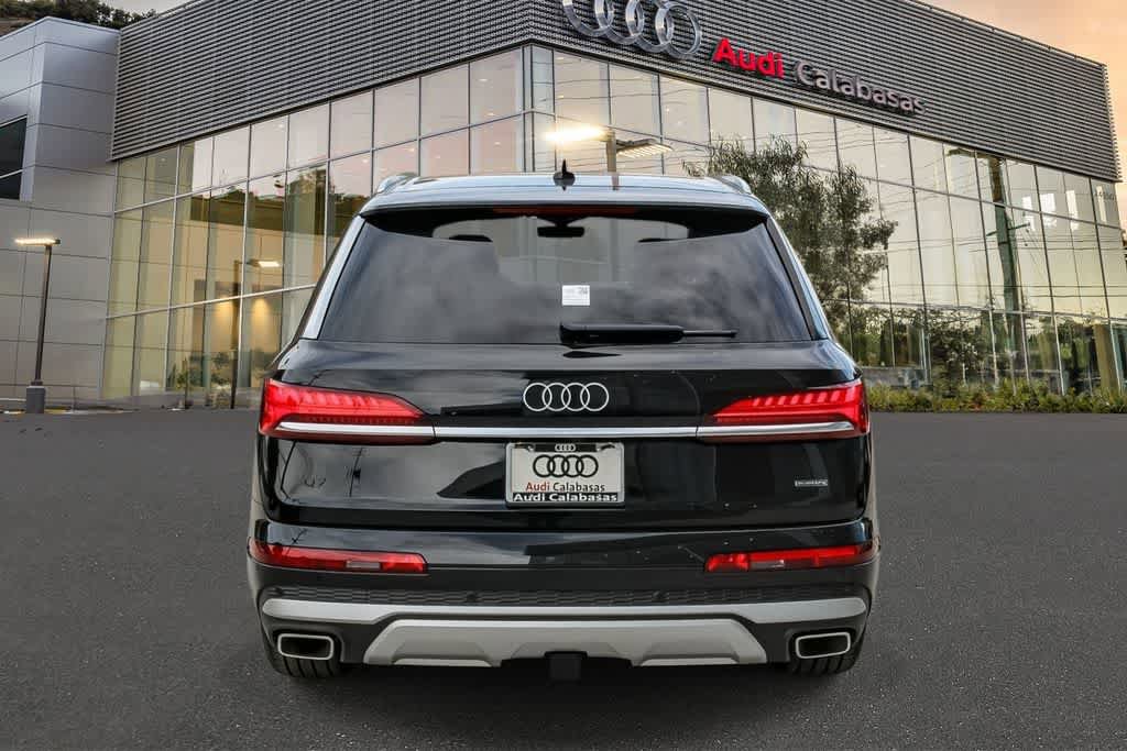 Used 2025 Audi Q7 3.0T Premium Plus w/ Premium Plus Package AWD/4WD image 3