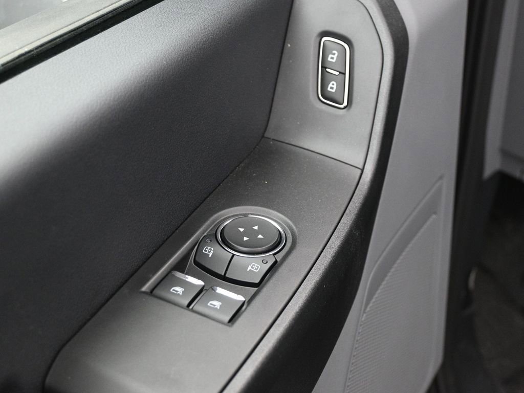 New 2025 Ford F450 XL w/ XL Chrome Package image 9