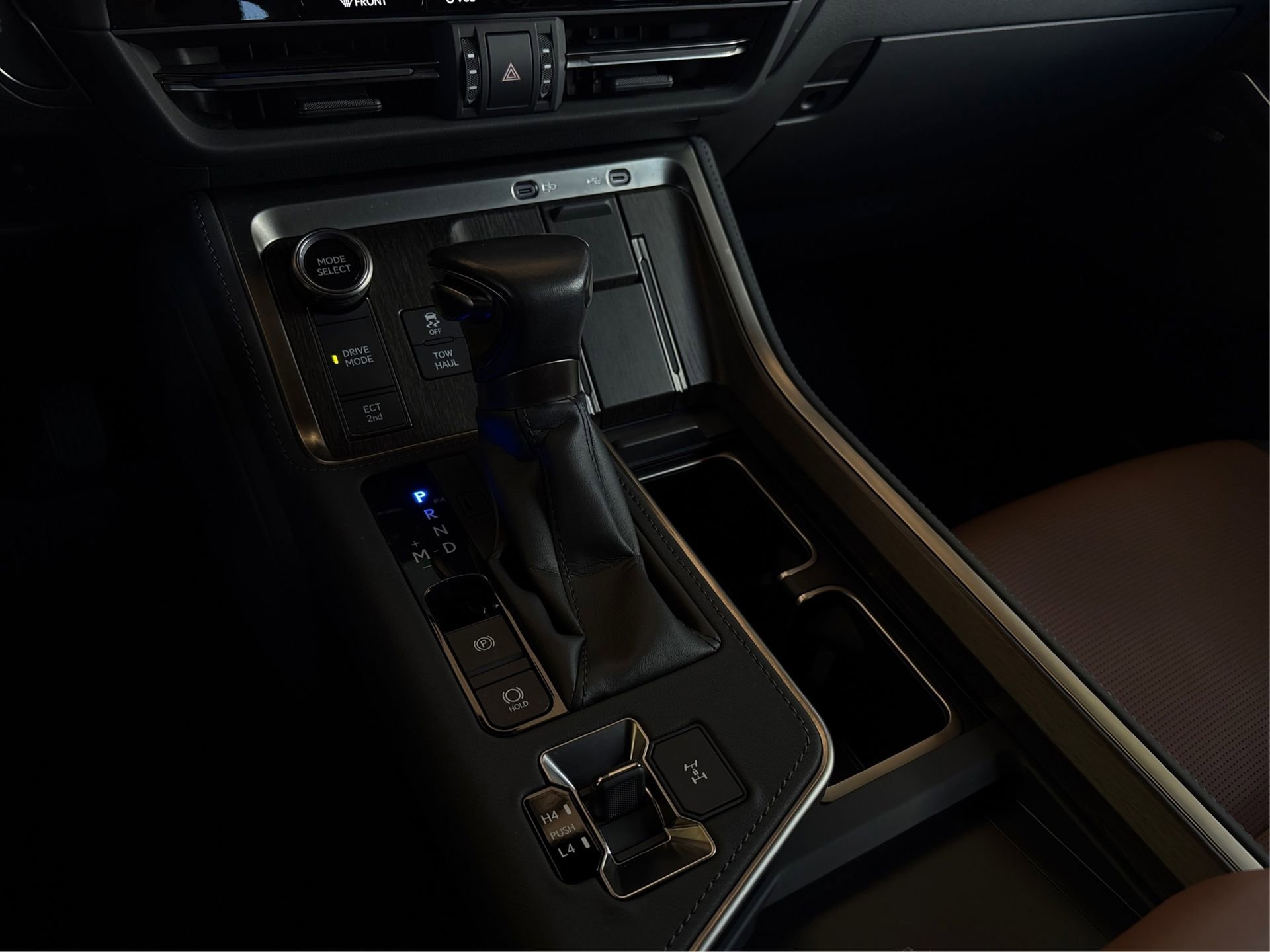 Used 2024 Lexus GX 550 550 Luxury image 30