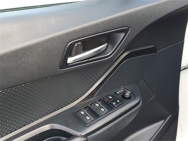 Used 2018 Toyota C-HR XLE image 23