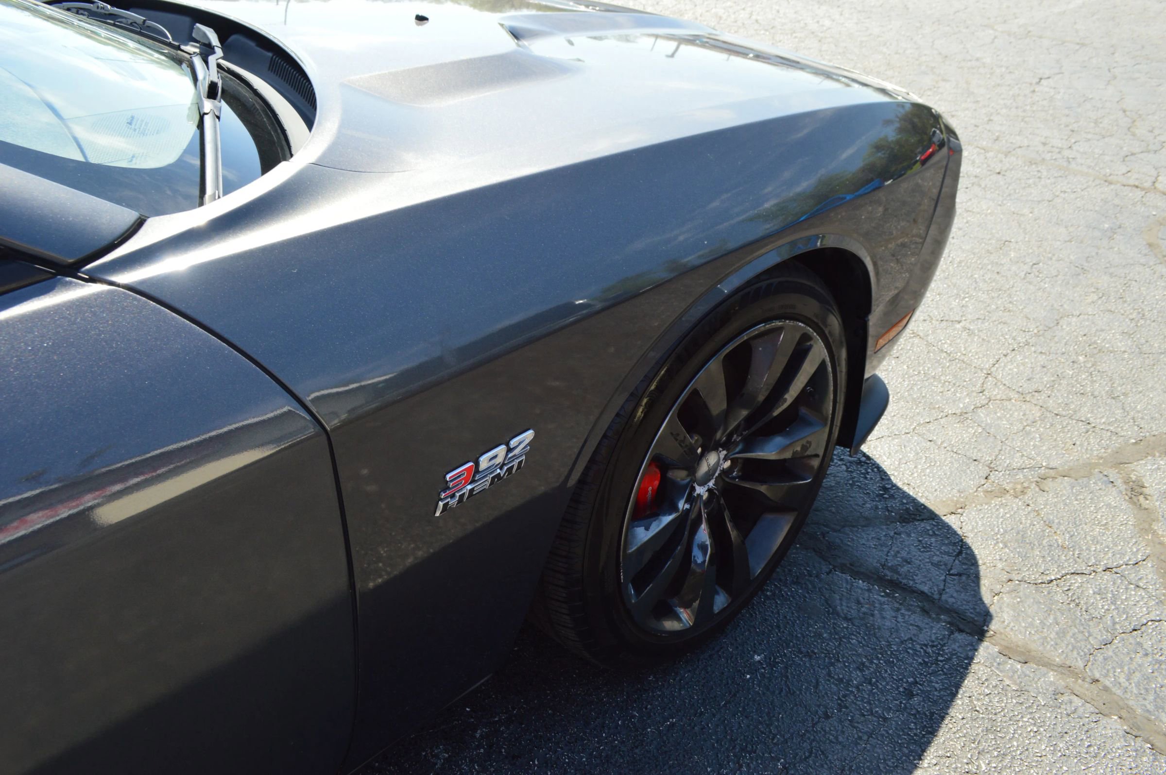 Used 2014 Dodge Challenger SRT8 w/ Harman/Kardon Audio Group RWD image 10