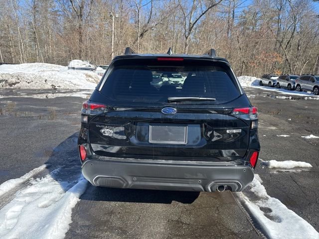 Used 2025 Subaru Forester Limited image 4