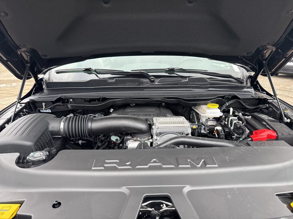 New 2026 RAM 1500 Big Horn AWD/4WD image 32