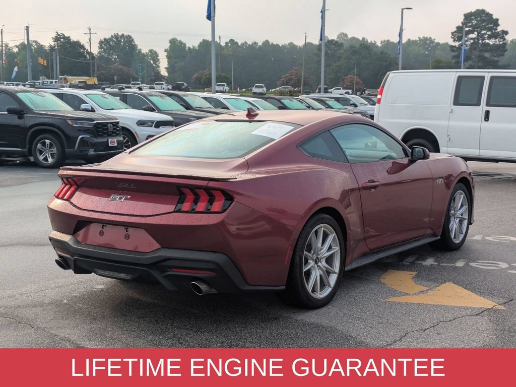 Used 2025 Ford Mustang GT Premium RWD image 3
