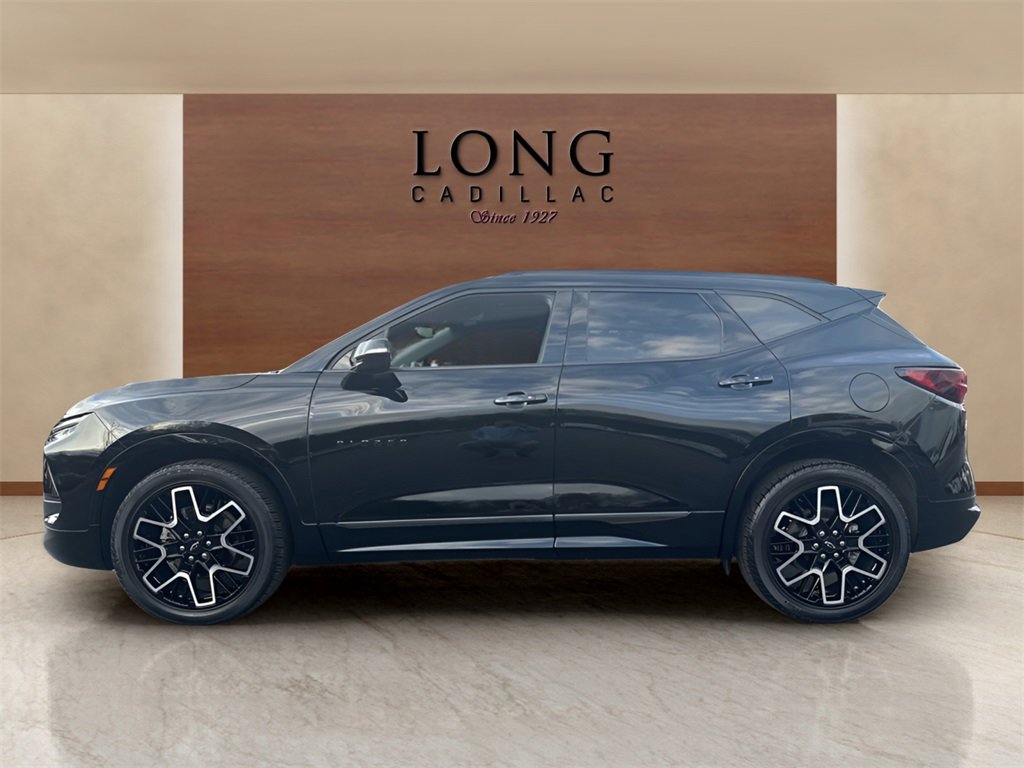 Used 2023 Chevrolet Blazer RS w/ Enhanced Convenience Package image 2