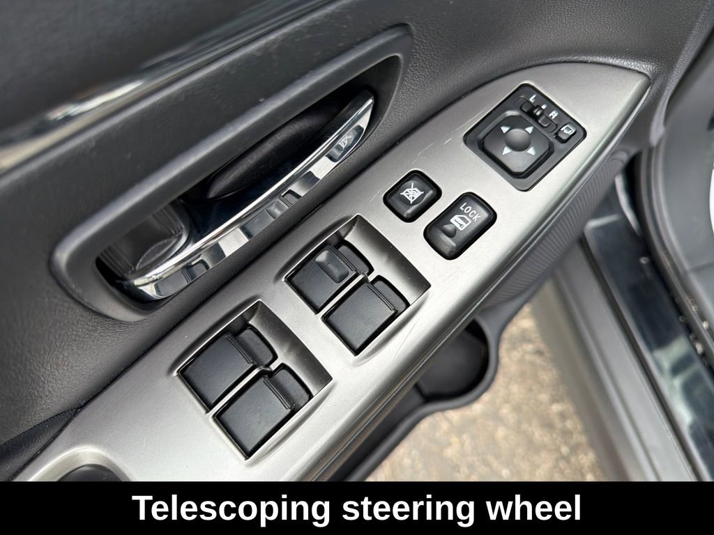 Used 2025 Mitsubishi Outlander Sport SE AWD/4WD image 13