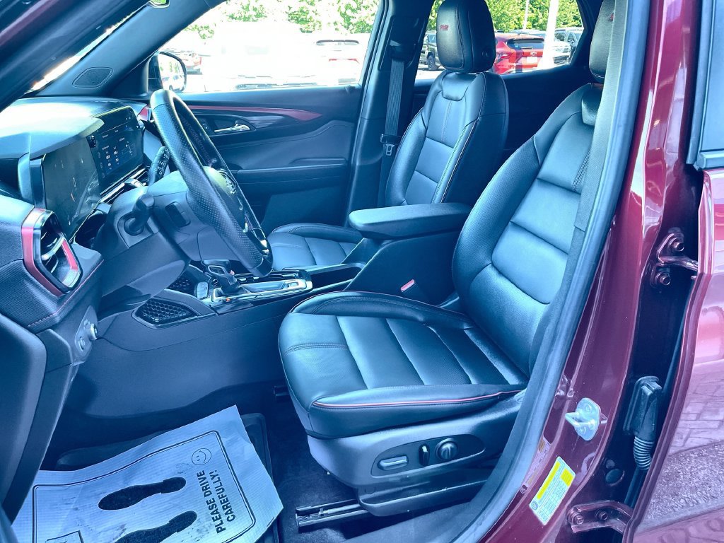 Used 2024 Chevrolet TrailBlazer RS w/ Convenience Package AWD/4WD image 19