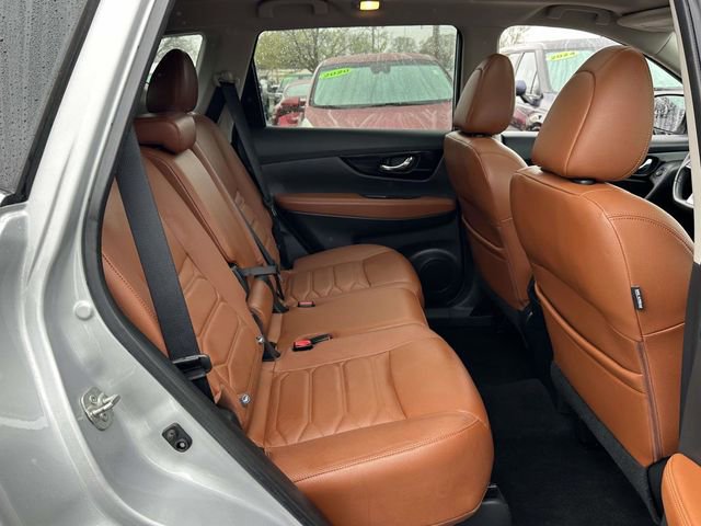 Used 2017 Nissan Rogue SL w/ SL Premium Package image 22