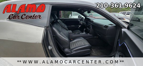 Used 2012 Dodge Challenger SXT RWD image 13
