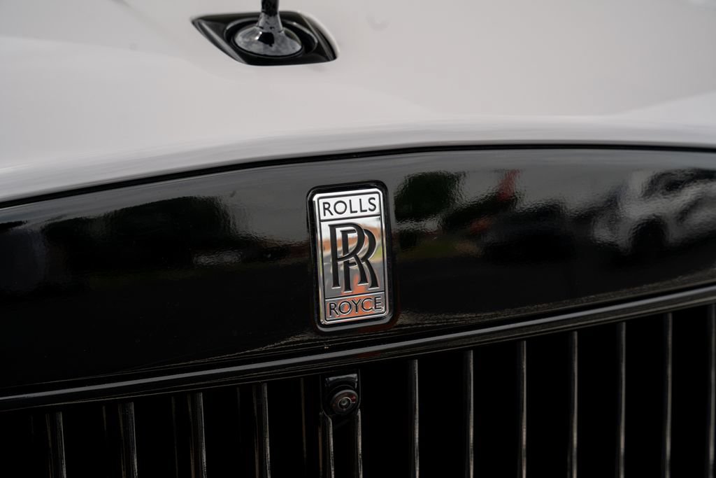 Used 2025 Rolls-Royce Cullinan AWD/4WD image 7