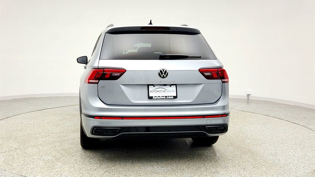 Used 2024 Volkswagen Tiguan SE R-Line image 6