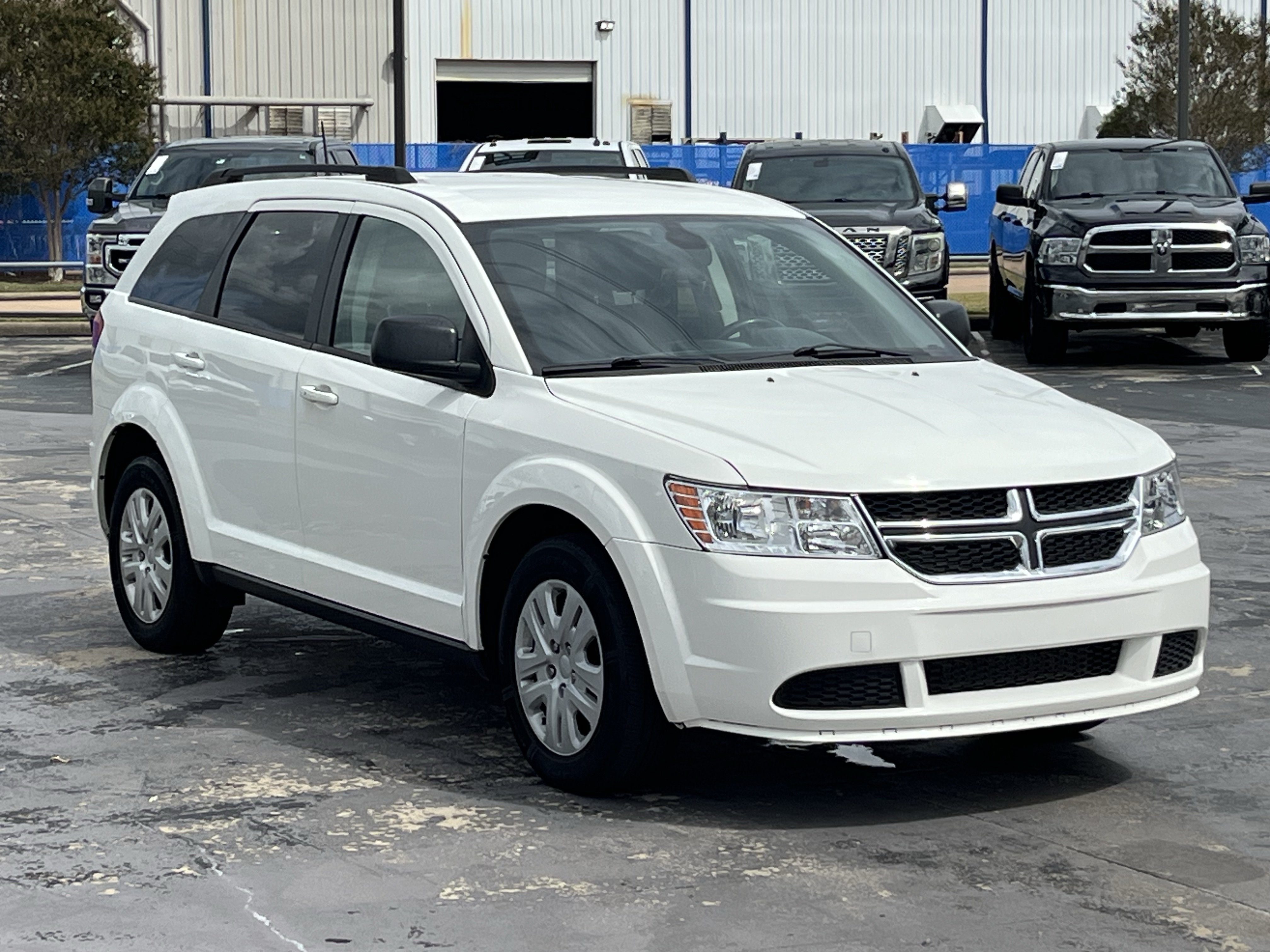 Used 2020 Dodge Journey SE w/ SE Popular Equipment Group FWD image 5