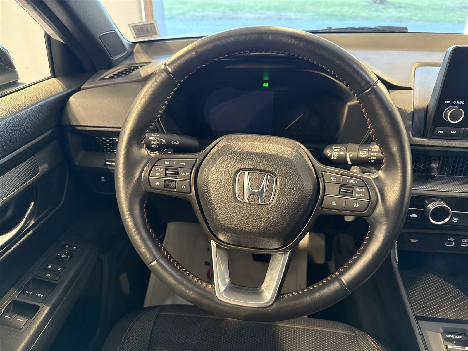 Used 2024 Honda CR-V Sport image 11