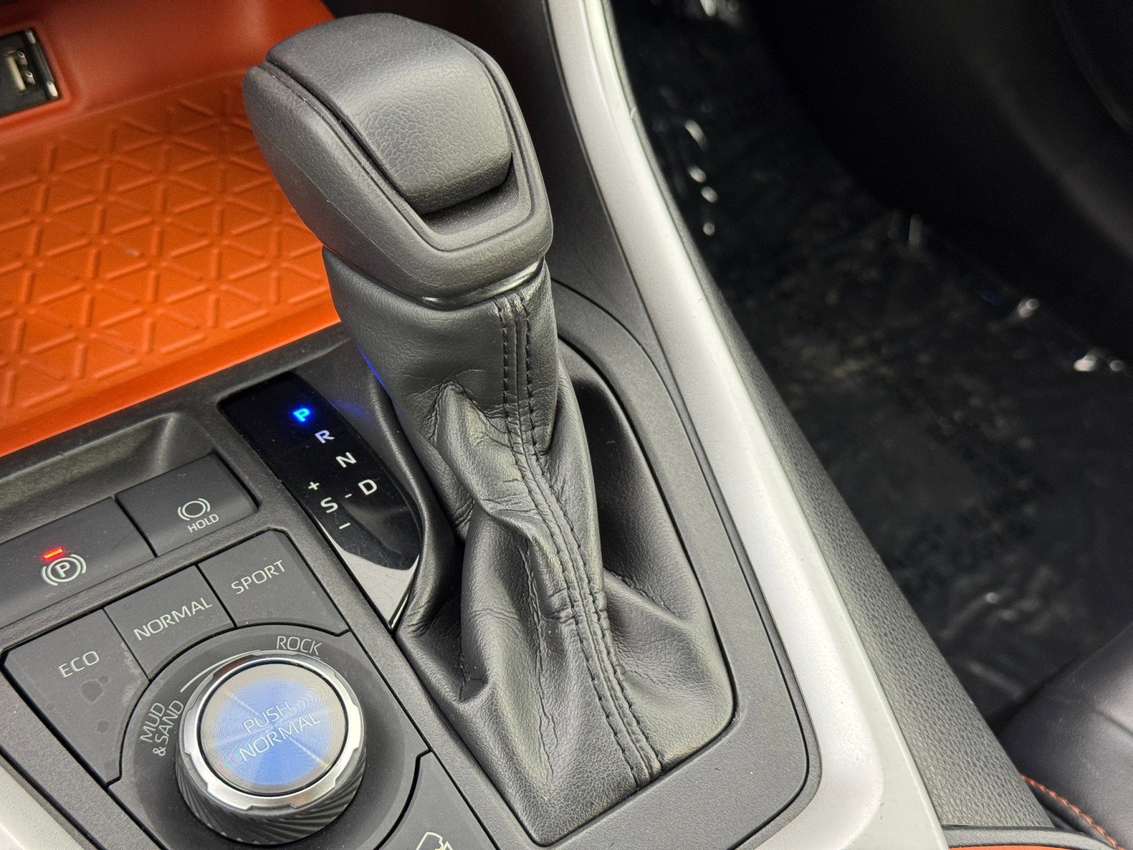 Used 2019 Toyota RAV4 Adventure w/ All Weather Liner Package image 30