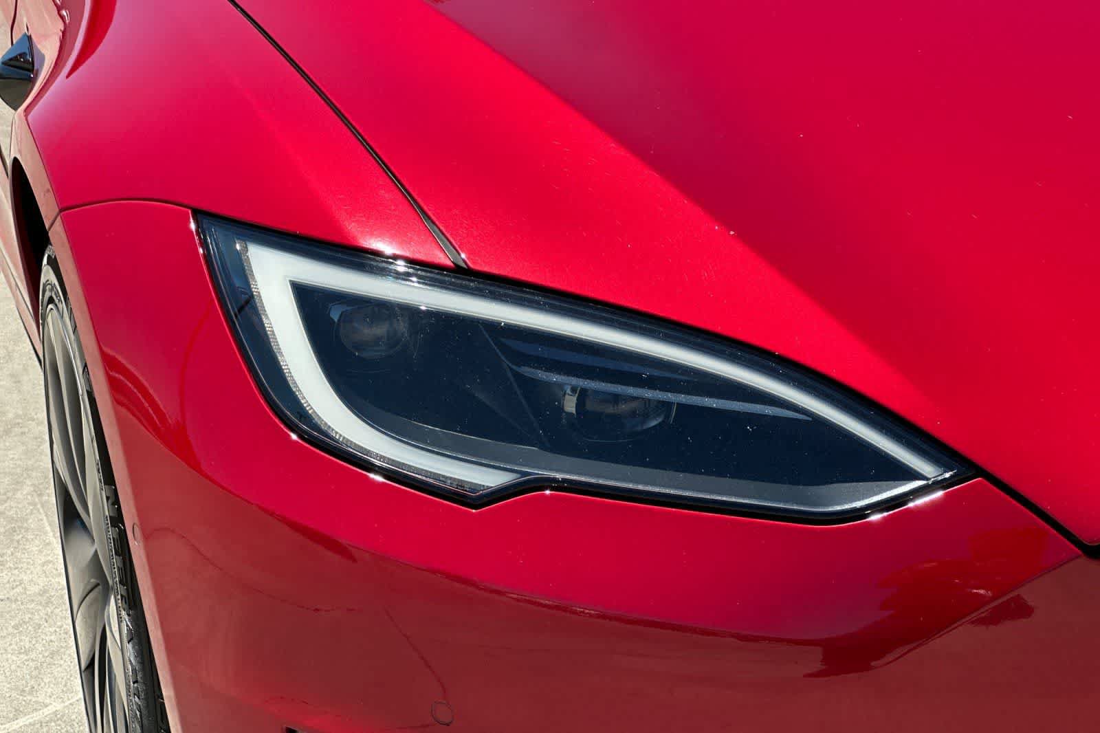 Used 2022 Tesla Model S AWD/4WD image 32