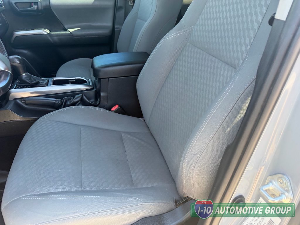 Used 2021 Toyota Tacoma SR5 RWD image 23