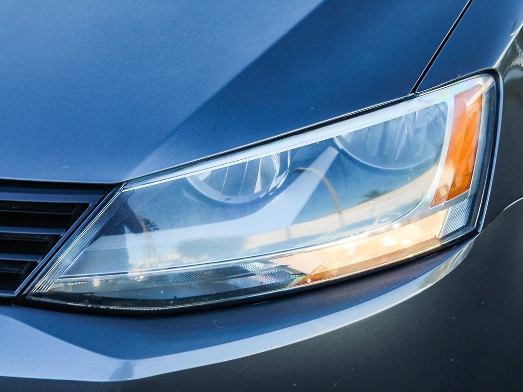 Used 2012 Volkswagen Jetta SE image 5