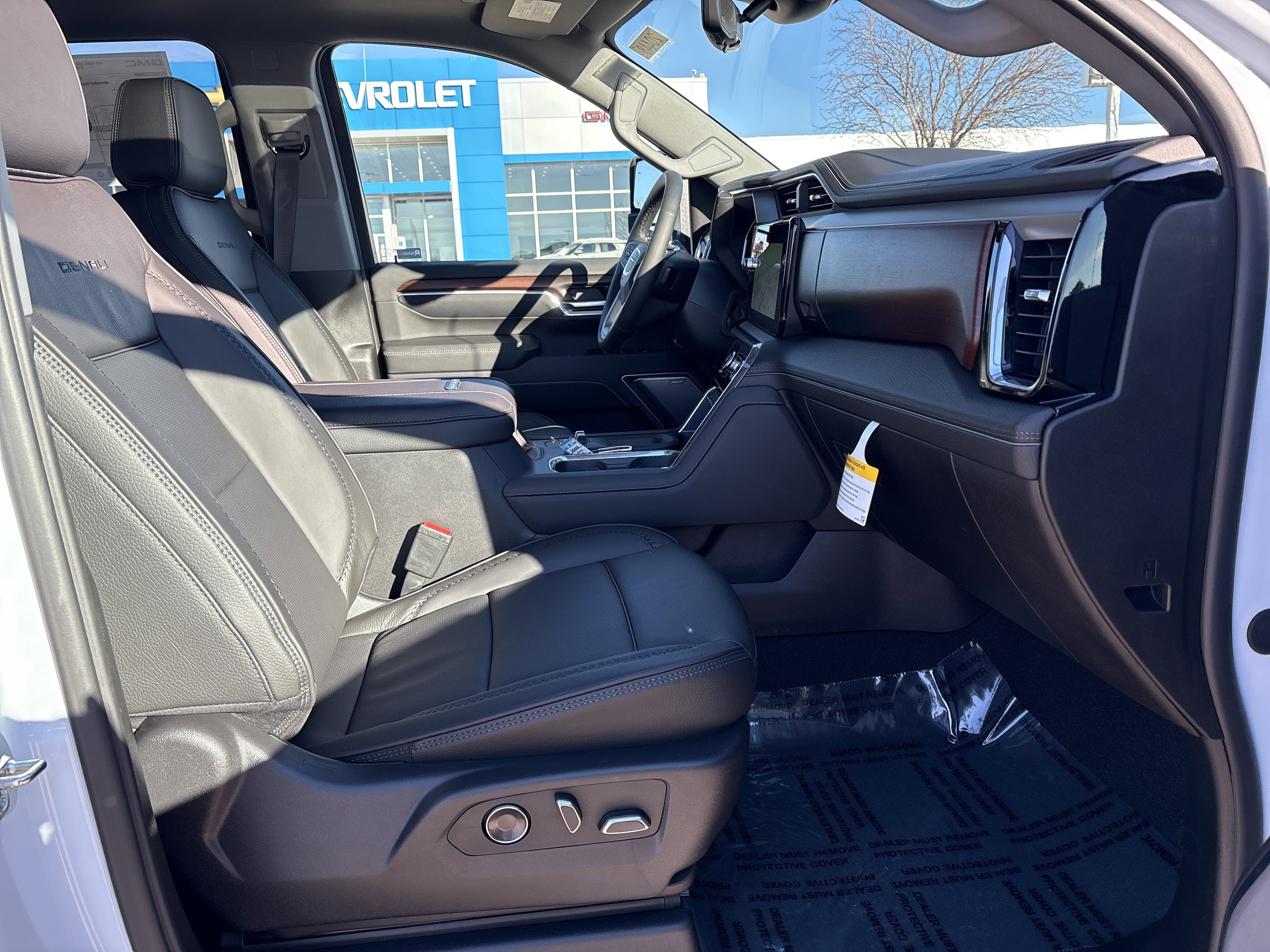 New 2026 GMC Sierra 3500 Denali w/ Denali Reserve Package image 22