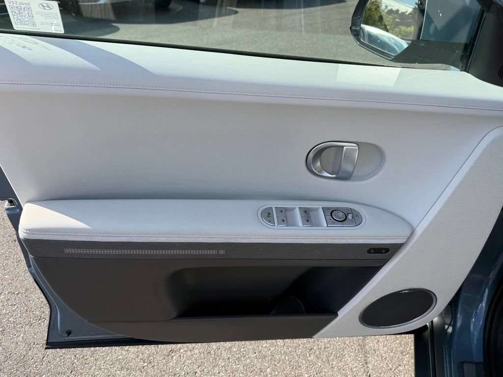 Certified 2024 Hyundai Ioniq 5 Limited AWD/4WD image 29