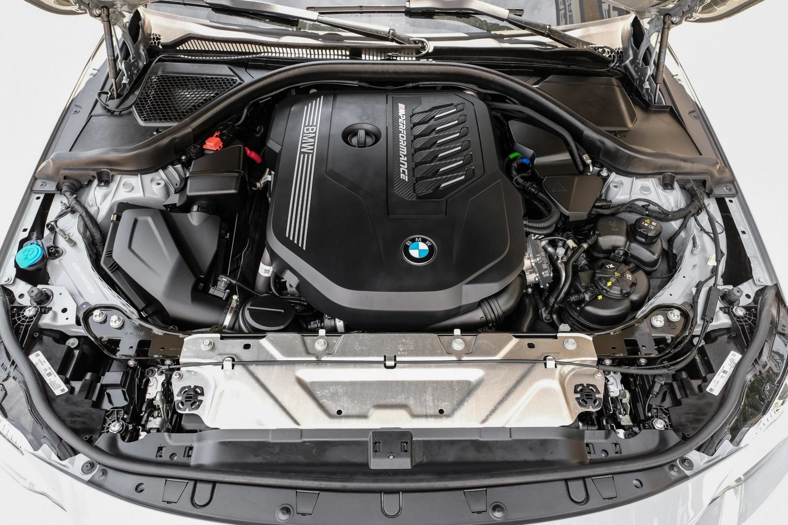 Used 2025 BMW M240i xDrive Coupe w/ Parking Assistance Package AWD/4WD image 37
