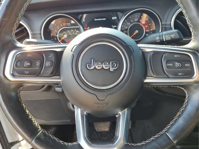 Used 2020 Jeep Gladiator Overland w/ Cold Weather Group image 14