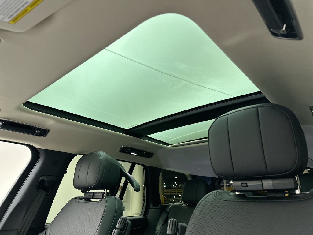 New 2027 Land Rover Range Rover SE AWD/4WD image 11