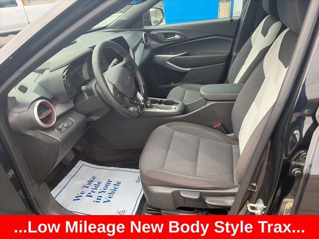 Used 2024 Chevrolet Trax RS w/ Driver Confidence Package image 10