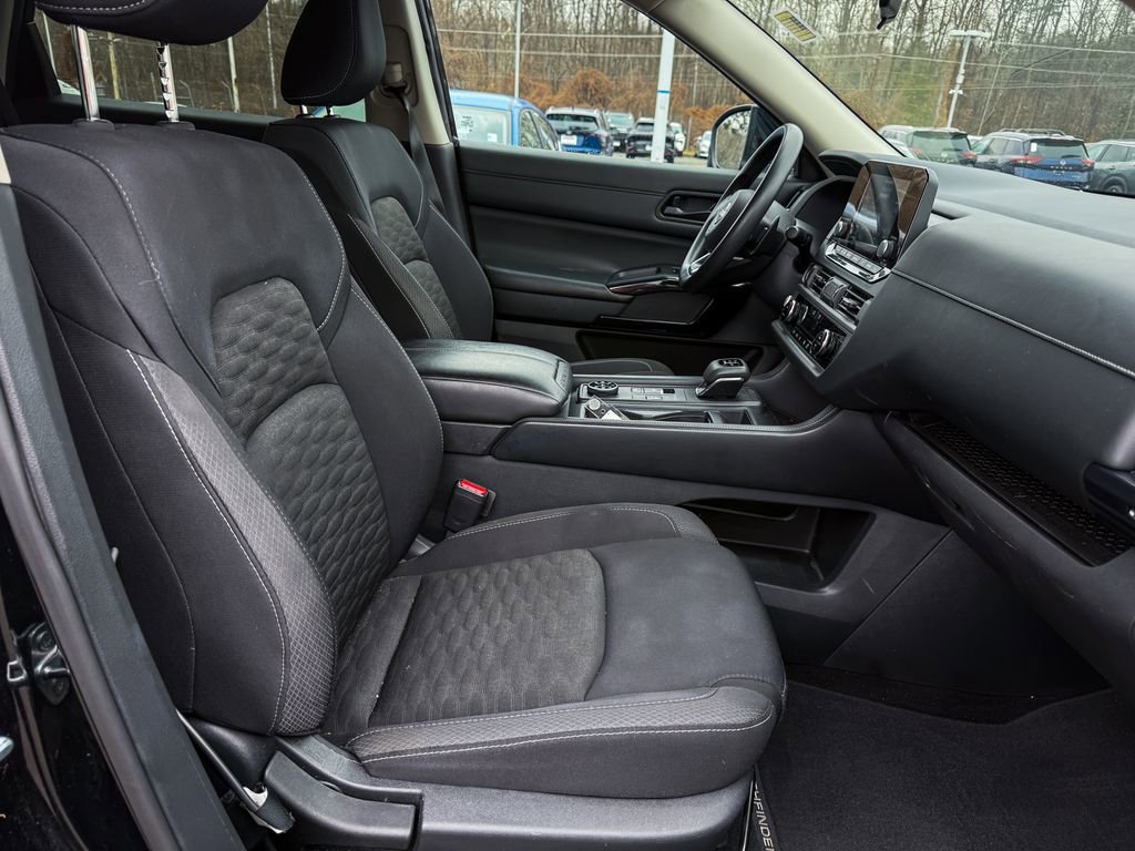 Certified 2023 Nissan Pathfinder S image 10