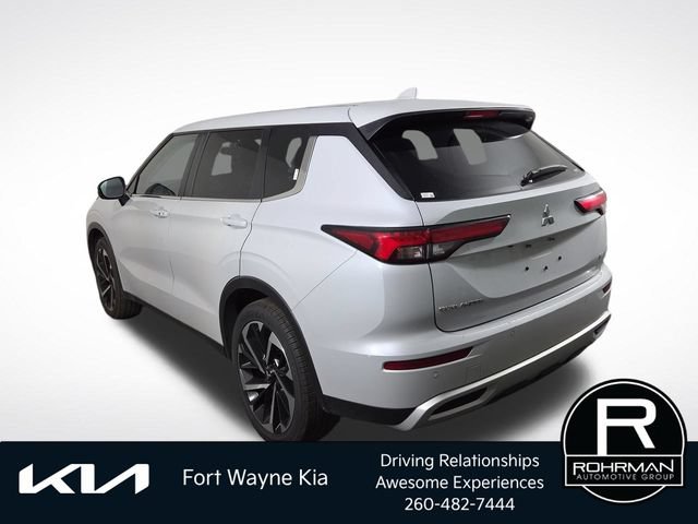 Used 2024 Mitsubishi Outlander SE AWD/4WD image 9