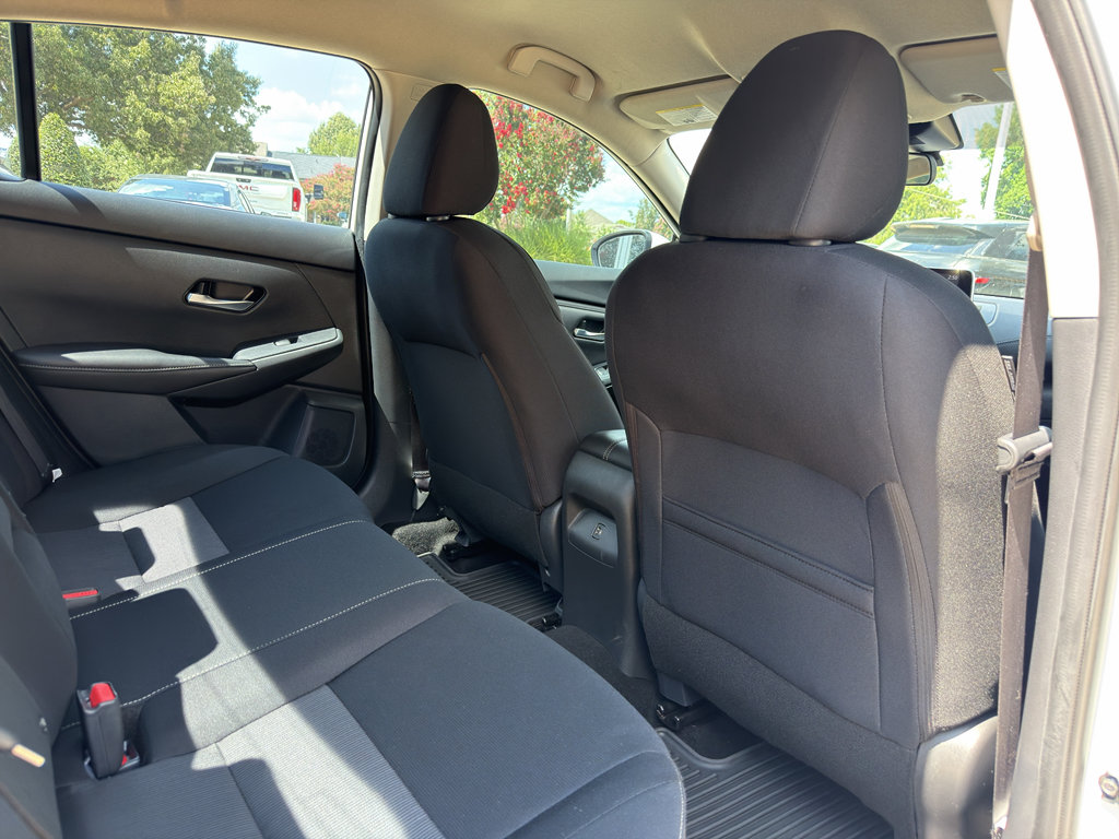 Certified 2022 Nissan Sentra SV w/ All-Weather Package FWD image 17