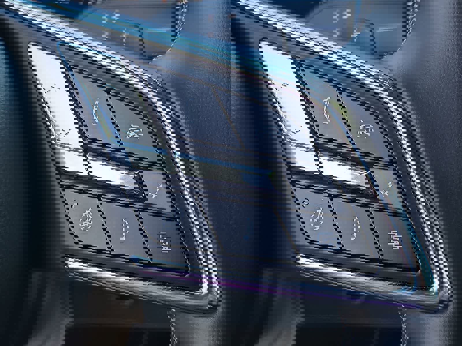 Used 2025 Buick Enclave Preferred image 25