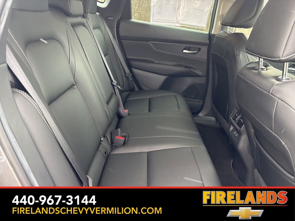 Used 2025 Nissan Murano SV image 41