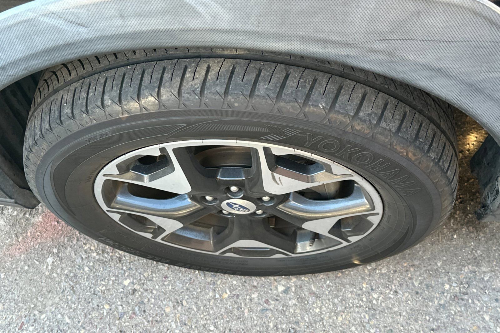 Used 2018 Subaru Crosstrek 2.0i Premium image 3