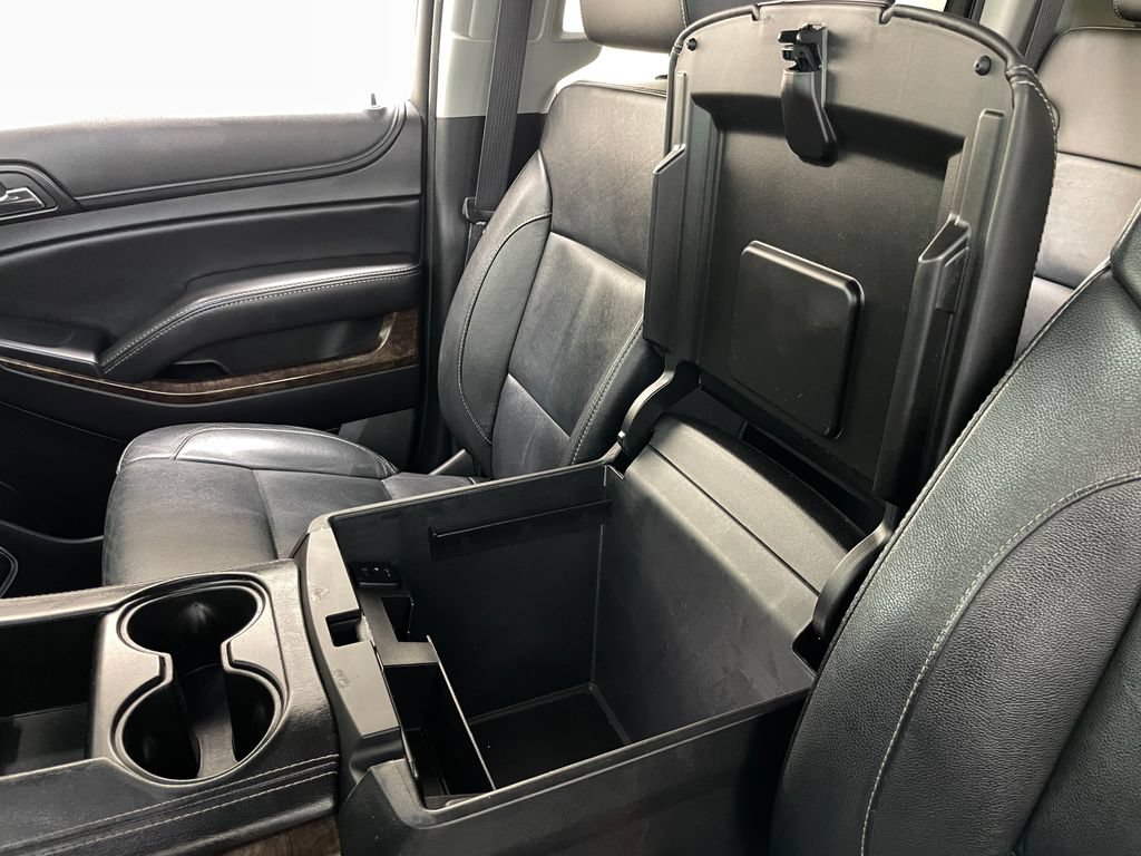 Used 2016 Chevrolet Suburban LT RWD image 33