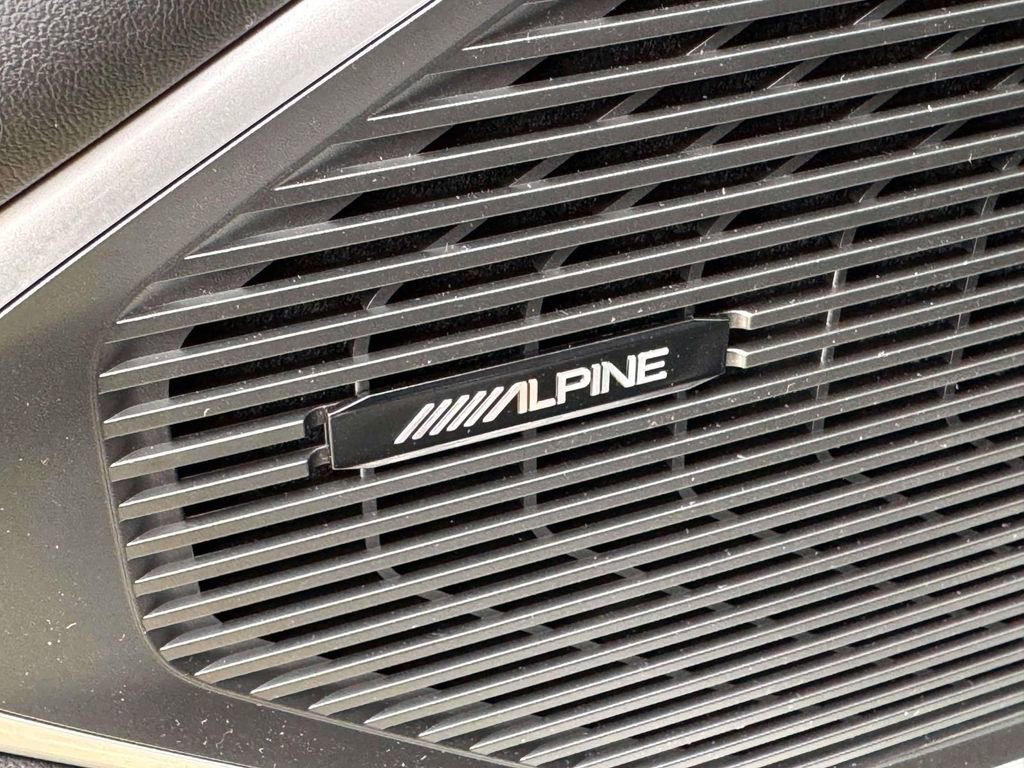 New 2026 Jeep Grand Wagoneer Limited w/ HD Trailer Tow Package image 9