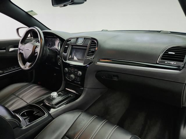 Used 2017 Chrysler 300 S w/ 300S Premium Group AWD/4WD image 29