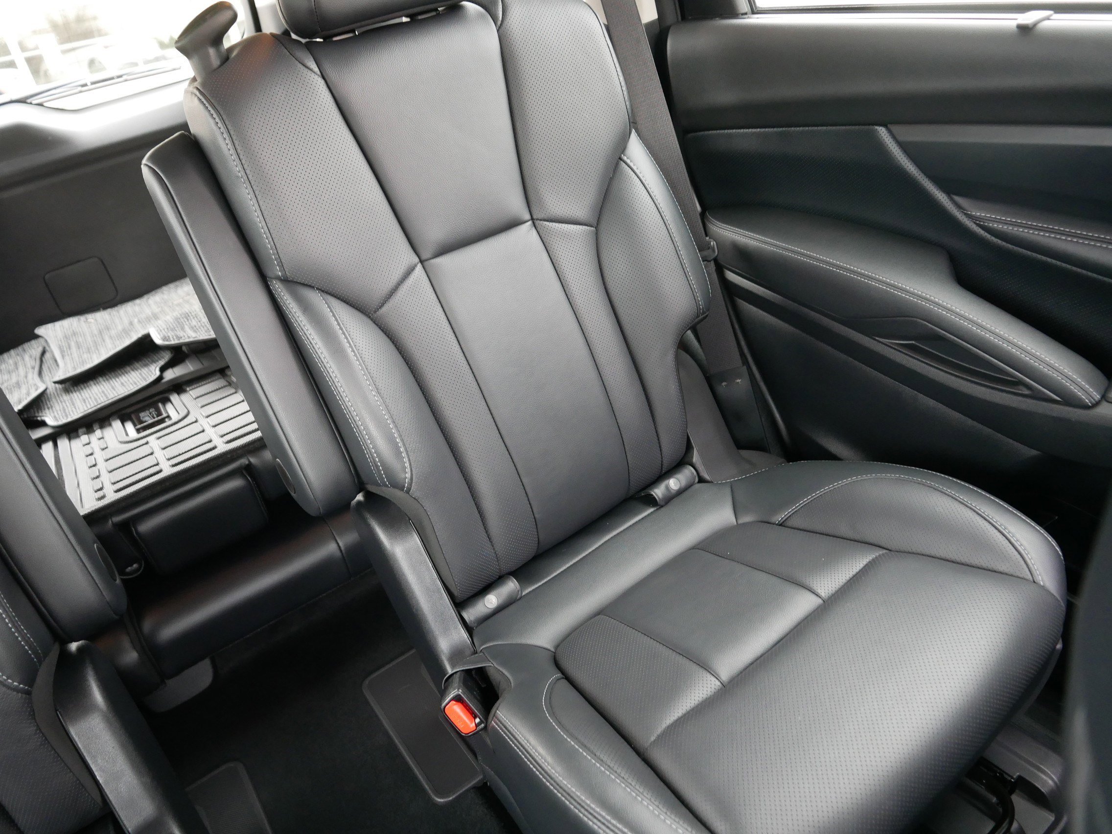 Used 2023 Subaru Ascent Limited image 14