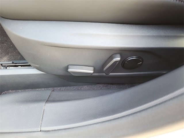 New 2024 Ford Mustang Mach-E Select w/ Comfort Package Lite image 17