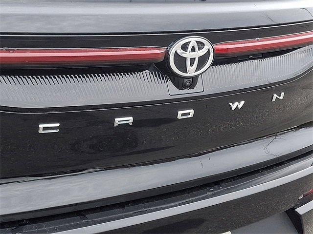 Used 2024 Toyota Crown XLE image 31