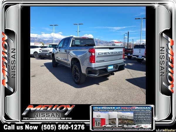 Used 2024 Chevrolet Silverado 1500 Custom Trail Boss w/ LPO, Dark Essentials Package image 3