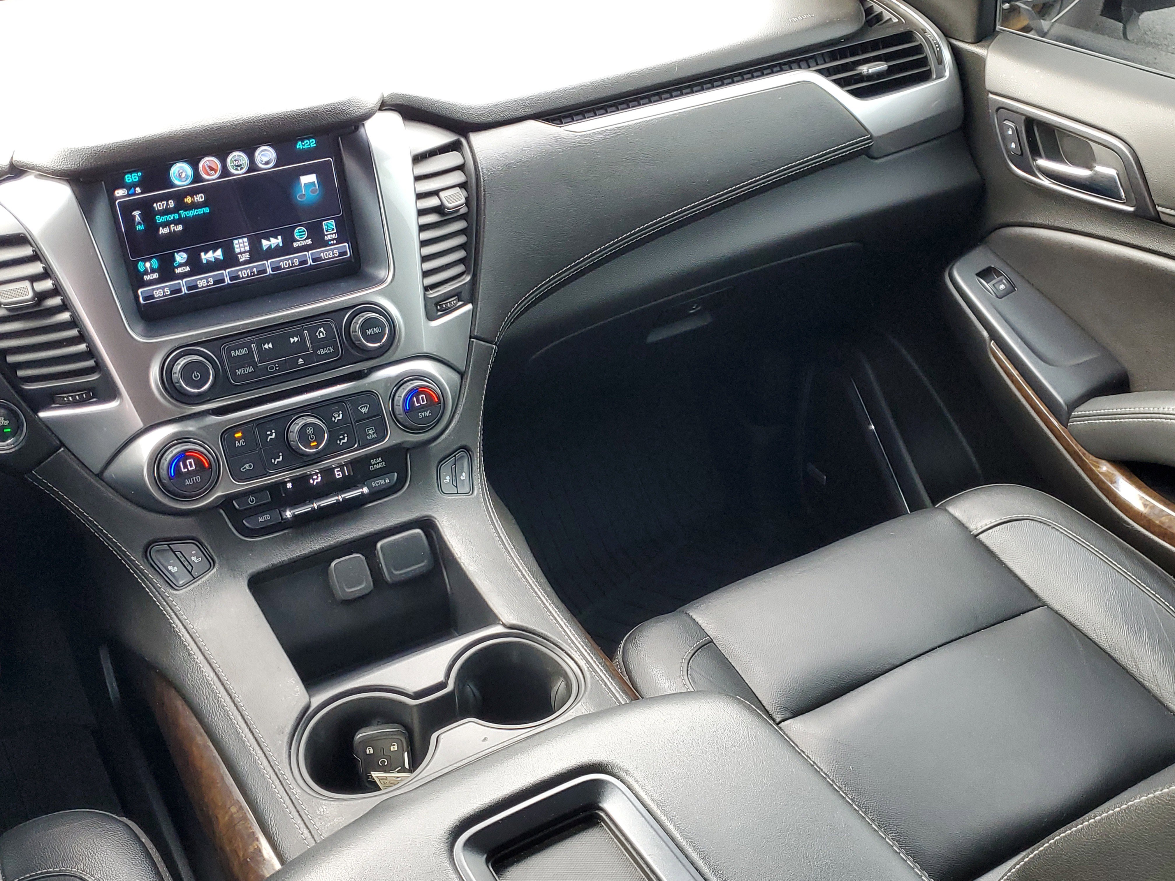 Used 2019 Chevrolet Tahoe LT w/ RST Edition AWD/4WD image 18