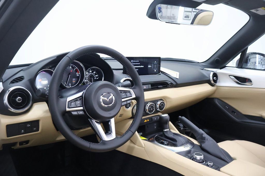 Used 2024 MAZDA MX-5 Miata Grand Touring image 15